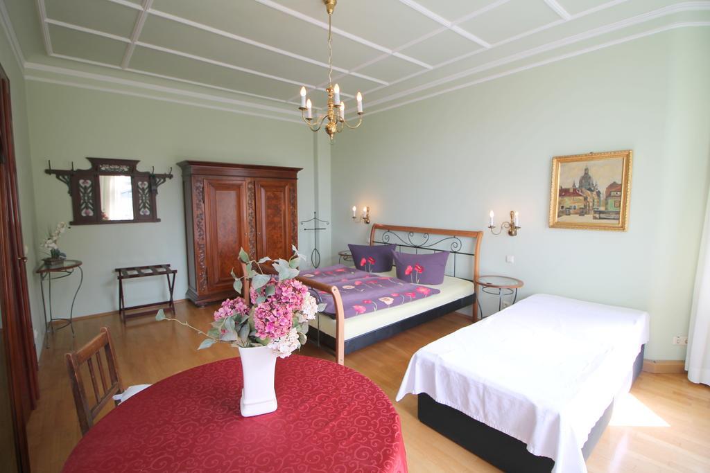 Hotel-Appartement-Villa Ulenburg Dresden Ngoại thất bức ảnh