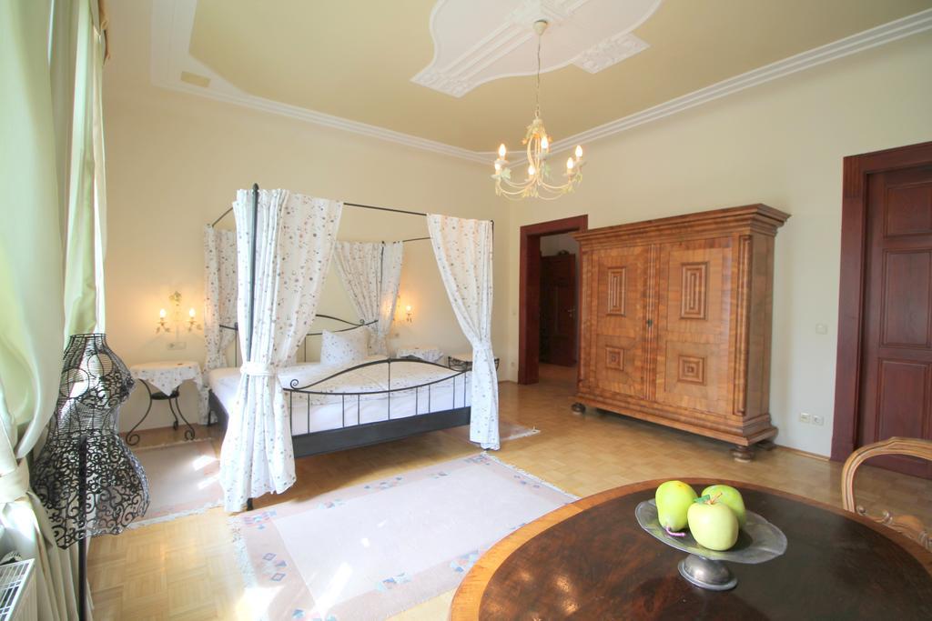 Hotel-Appartement-Villa Ulenburg Dresden Ngoại thất bức ảnh