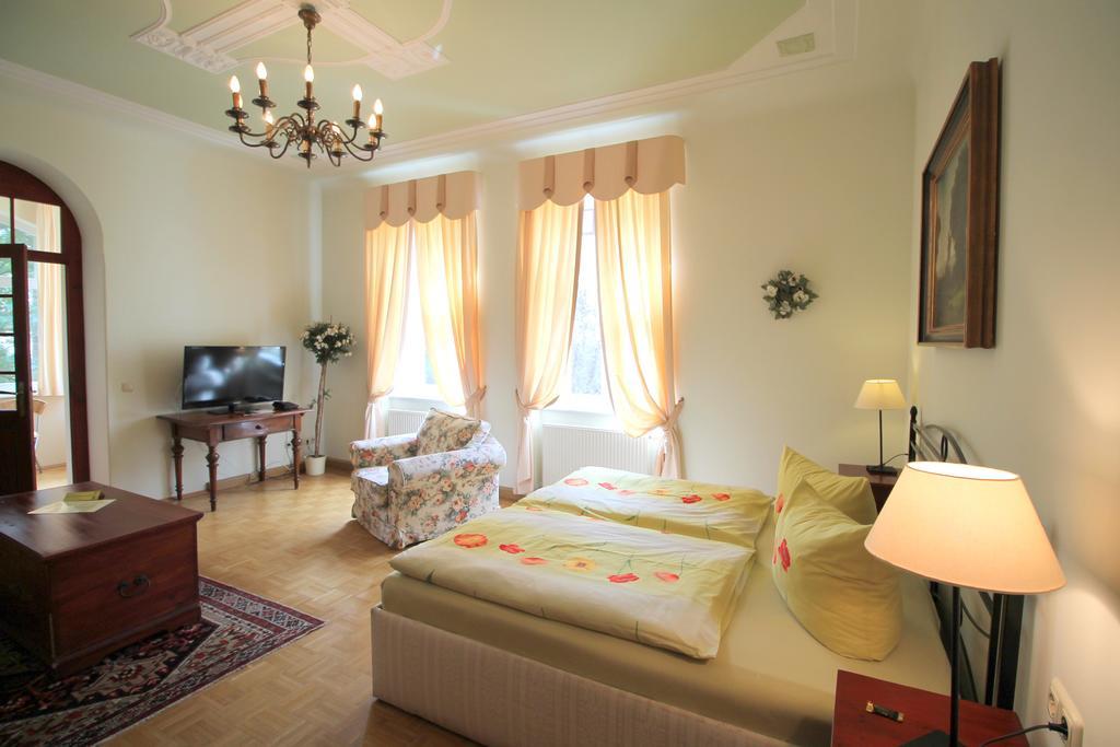 Hotel-Appartement-Villa Ulenburg Dresden Ngoại thất bức ảnh